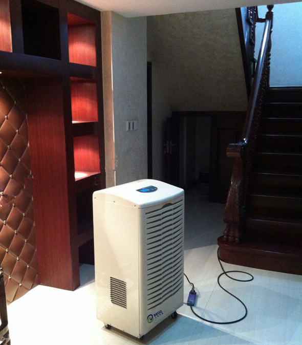 地下室除濕機(jī)