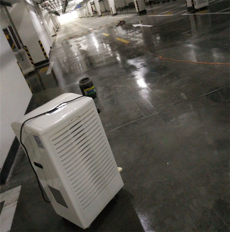 地下室除濕機(jī)