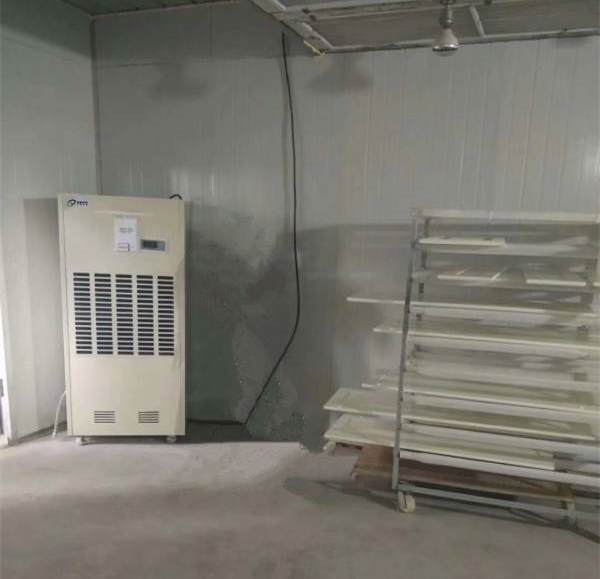 裝飾涂泥線條烘干機(jī)