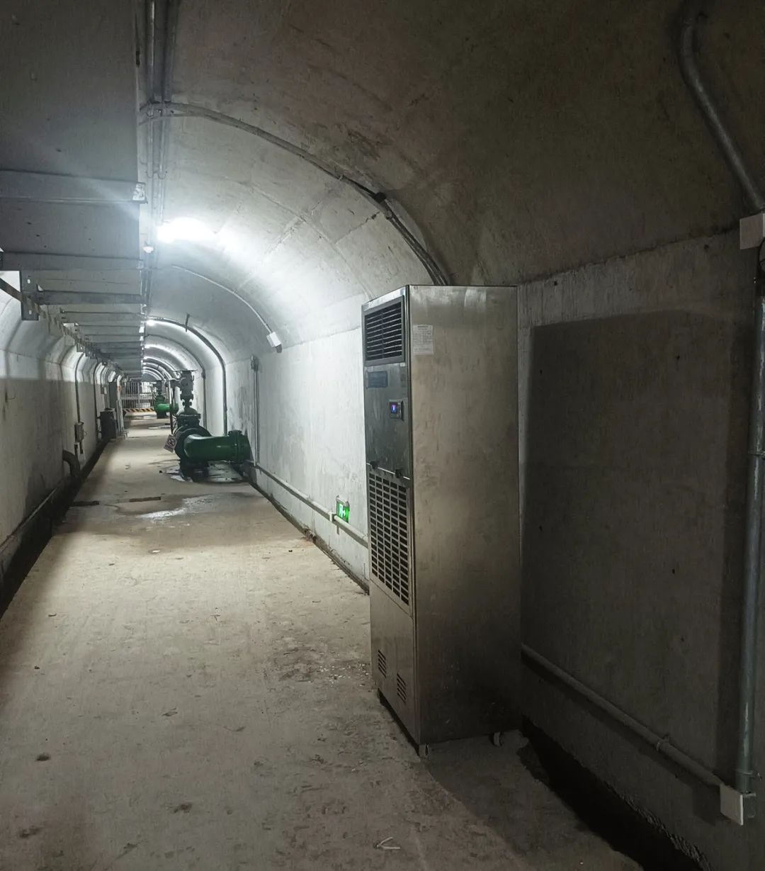地下綜合管廊除濕機(jī)